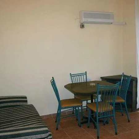 Hotel Sindy Apart *